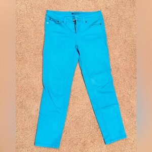 Women's Blue Capris